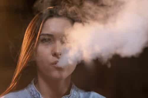 donna che fuma